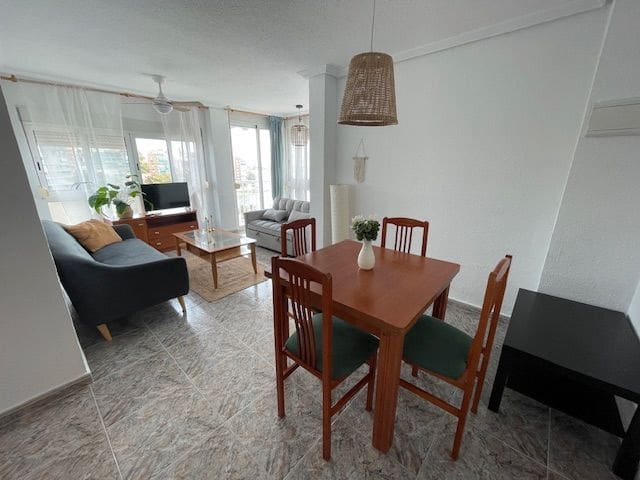 2 bedroom Flat for rent in Alicante / Alacant city with pool garage - € 1,250 (Ref: 9158696)