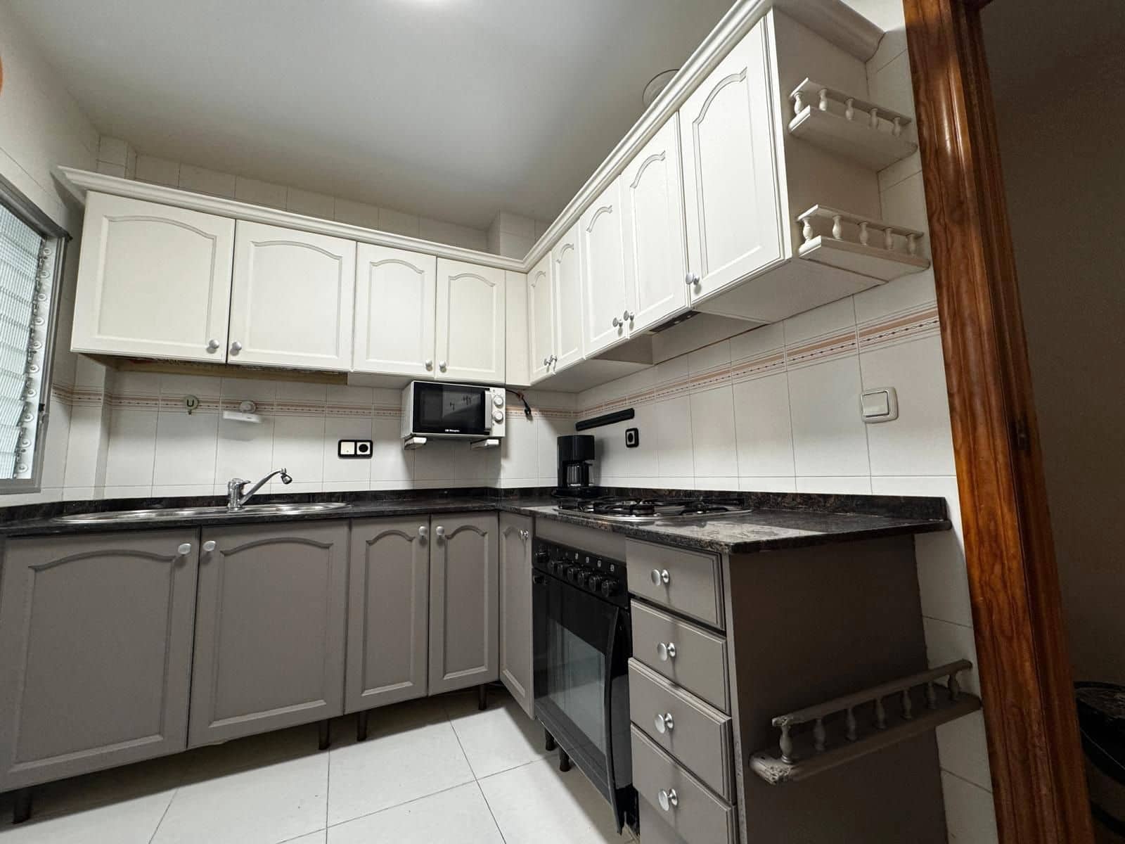 3 soveværelse Lejlighed til salg i Alicante by - € 187.000 (Ref: 9158698)