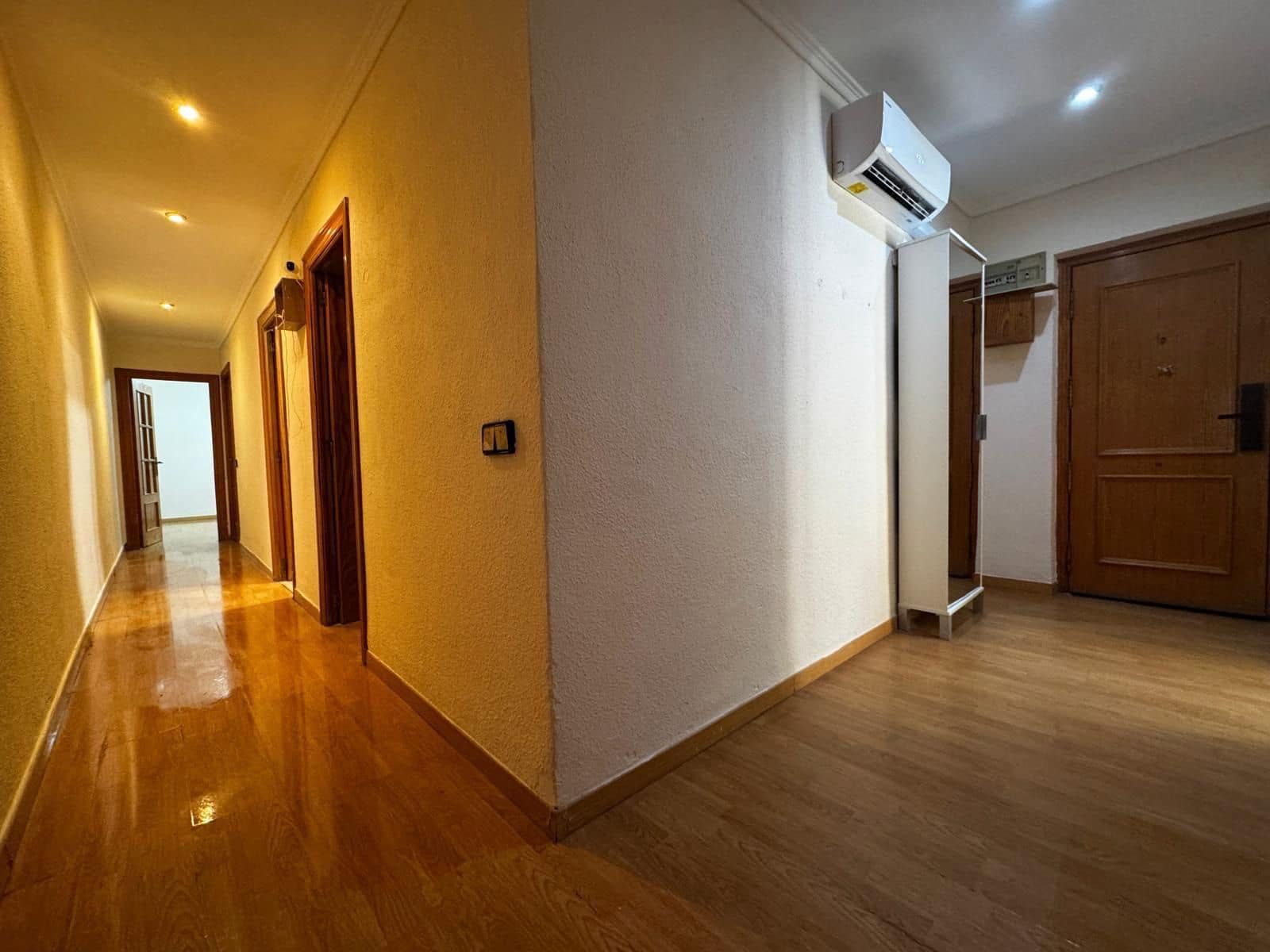 3 soveværelse Lejlighed til salg i Alicante by - € 187.000 (Ref: 9158698)