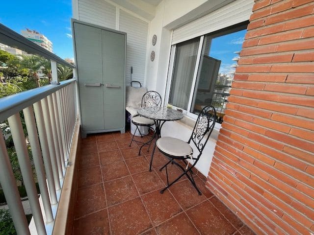 3 soverom Leilighet til salgs i Alicante by med svømmebasseng garasje - € 400 000 (Ref: 9158699)