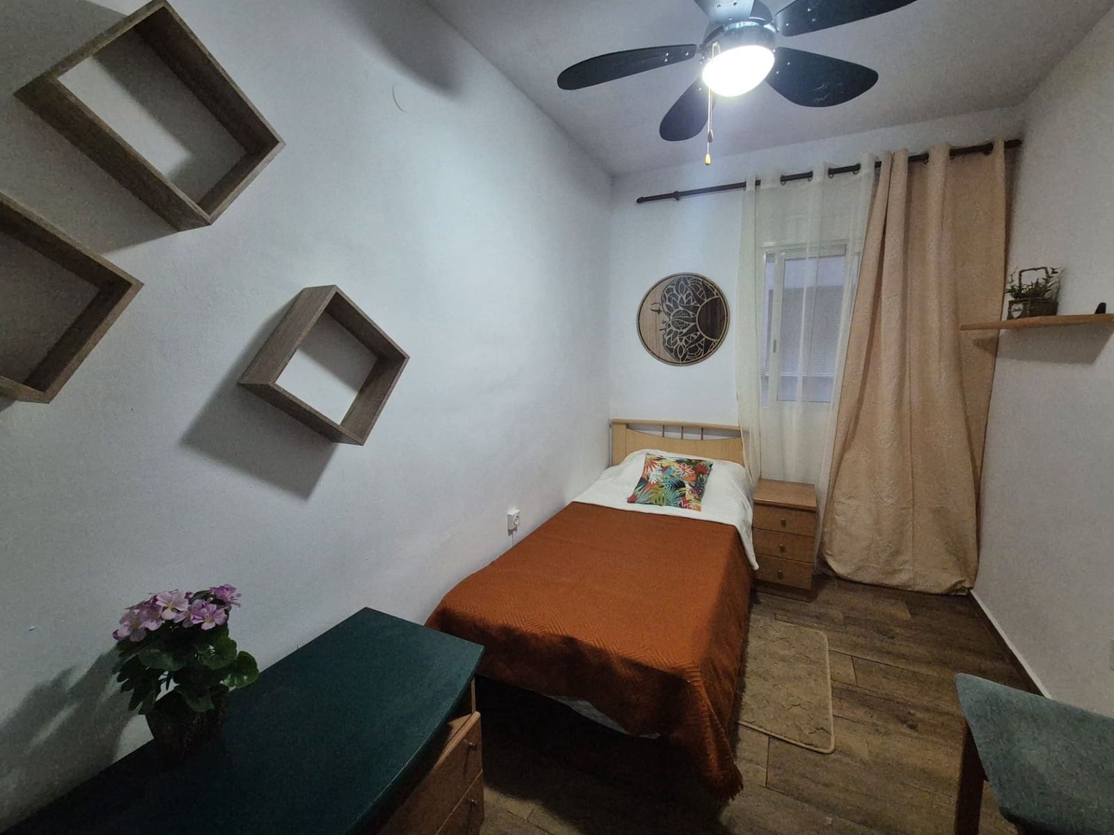 4 soveværelse Lejlighed til salg i Alicante by - € 189.000 (Ref: 9158701)