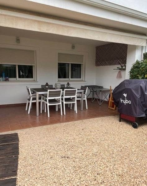 3 soverom Leilighet til leie i Alicante by med svømmebasseng garasje - € 1 900 (Ref: 9170981)