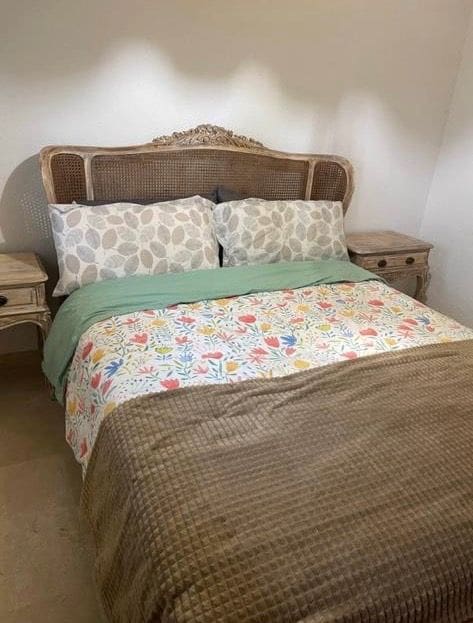 3 soverom Leilighet til leie i Alicante by med svømmebasseng garasje - € 1 900 (Ref: 9170981)