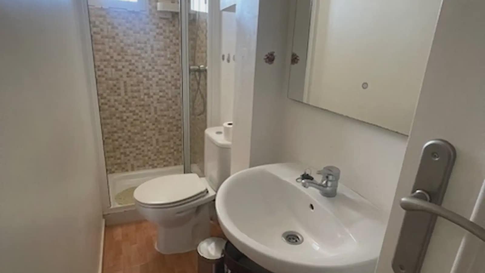 1 bedroom Flat for rent in Alicante / Alacant city with pool garage - € 825 (Ref: 9186499)