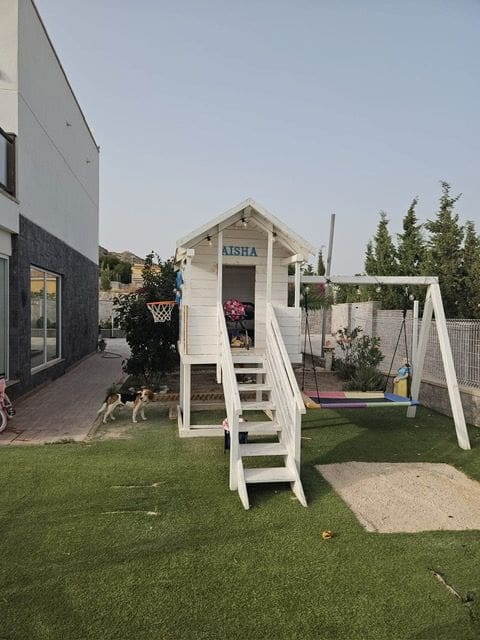 4 bedroom Villa for sale in Alicante / Alacant city with pool garage - € 295,000 (Ref: 9205755)