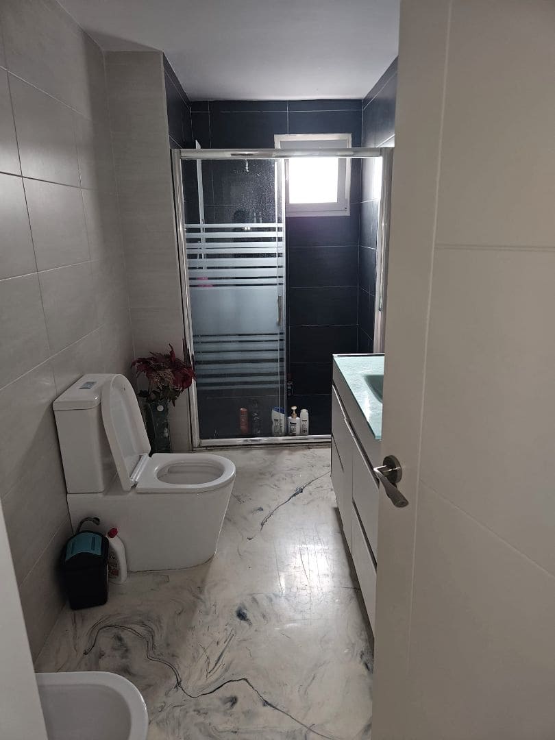 4 bedroom Villa for sale in Alicante / Alacant city with pool garage - € 295,000 (Ref: 9205755)