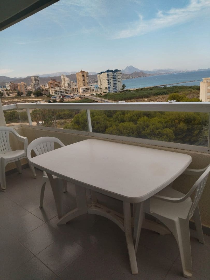 2 sovrum Lägenhet att hyra i El Campello med pool garage - 975 € (Ref: 9228134)