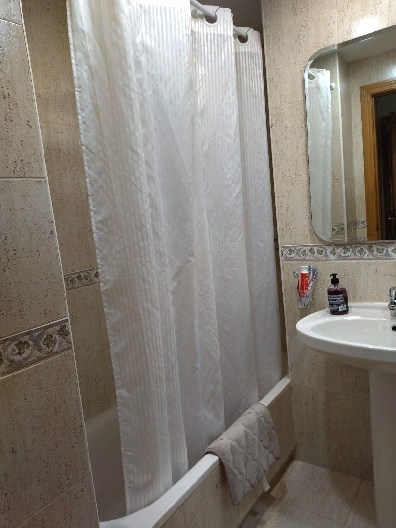 2 sovrum Lägenhet att hyra i El Campello med pool garage - 975 € (Ref: 9228134)