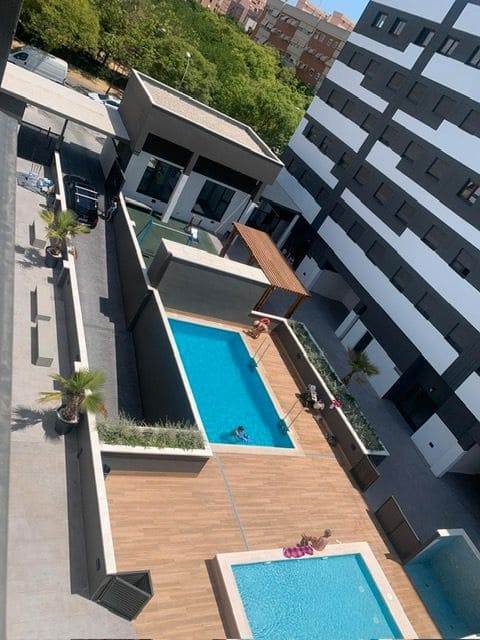 3 sypialnia Mieszkanie do wynajęcia w Miasto Alicante / Alacant z basenem garażem - 1 750 € (Ref: 9256625)