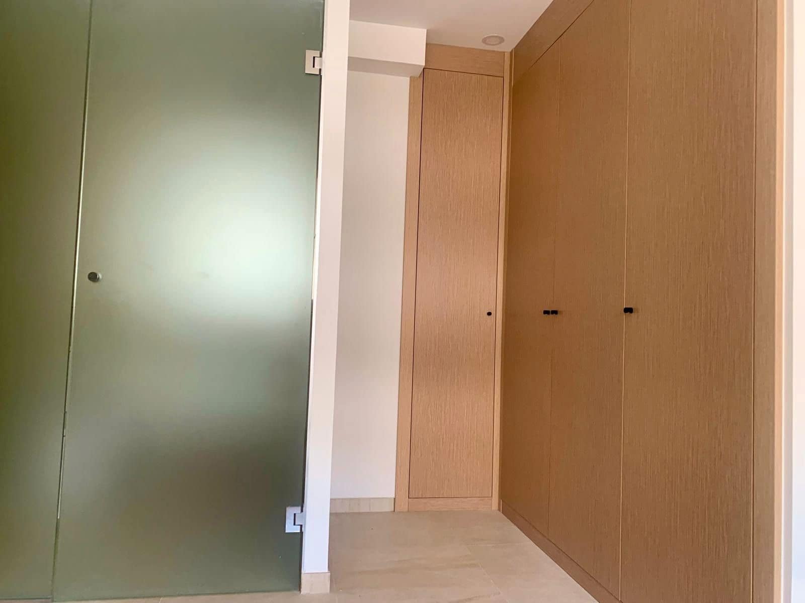 3 sypialnia Mieszkanie do wynajęcia w Miasto Alicante / Alacant z basenem garażem - 1 750 € (Ref: 9256625)