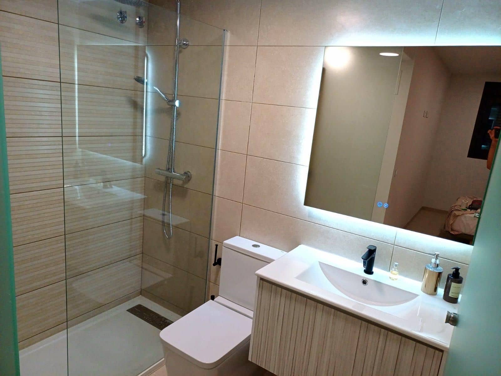 3 sypialnia Mieszkanie do wynajęcia w Miasto Alicante / Alacant z basenem garażem - 1 750 € (Ref: 9256625)