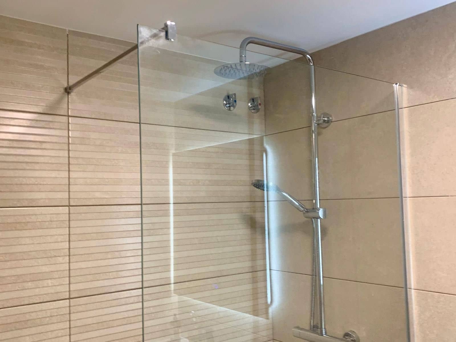 3 sypialnia Mieszkanie do wynajęcia w Miasto Alicante / Alacant z basenem garażem - 1 750 € (Ref: 9256625)