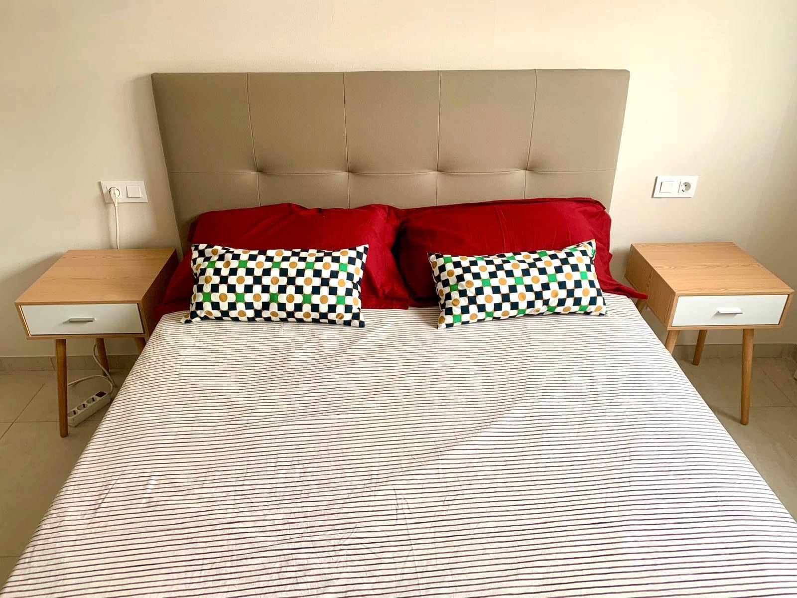 3 sypialnia Mieszkanie do wynajęcia w Miasto Alicante / Alacant z basenem garażem - 1 750 € (Ref: 9256625)