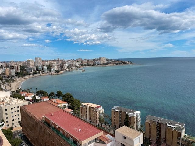 2 soveværelse Lejlighed til leje i Albufereta, Alicante by med swimmingpool garage - € 1.250 (Ref: 9269049)