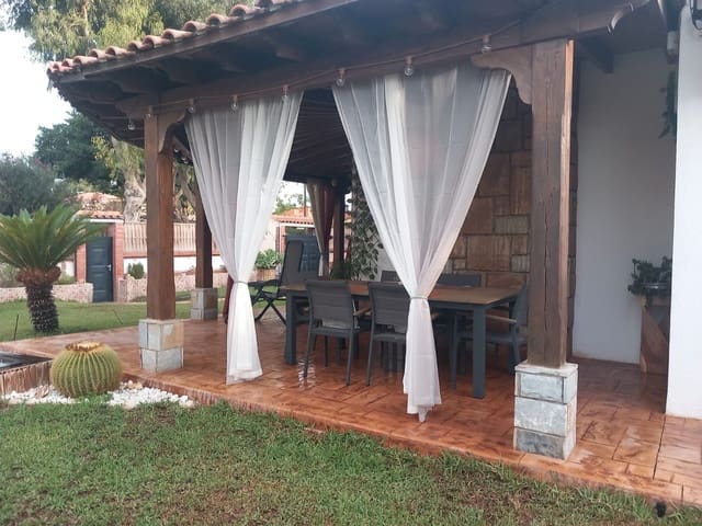 4 chambre Villa/Maison à vendre à San Vicente / Sant Vicent del Raspeig avec piscine garage - 580 000 € (Ref: 9280651)