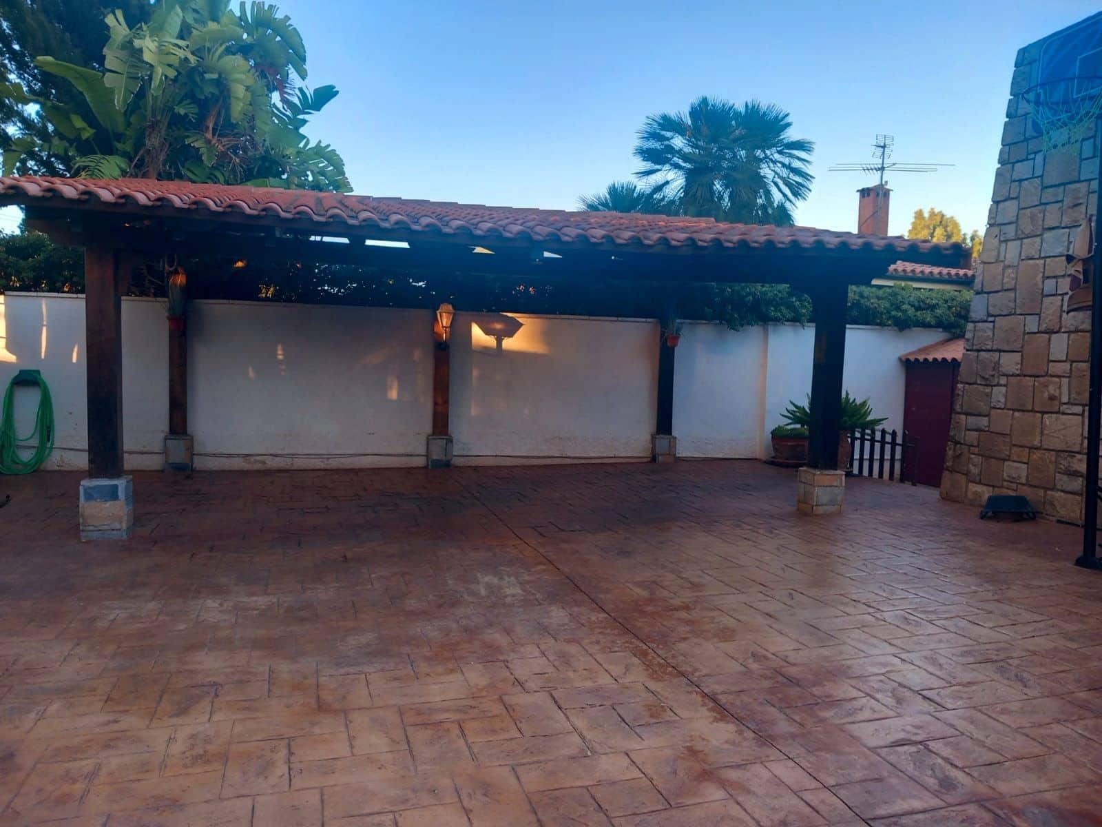 4 bedroom Villa for sale in San Vicente / Sant Vicent del Raspeig with pool garage - € 580,000 (Ref: 9280651)