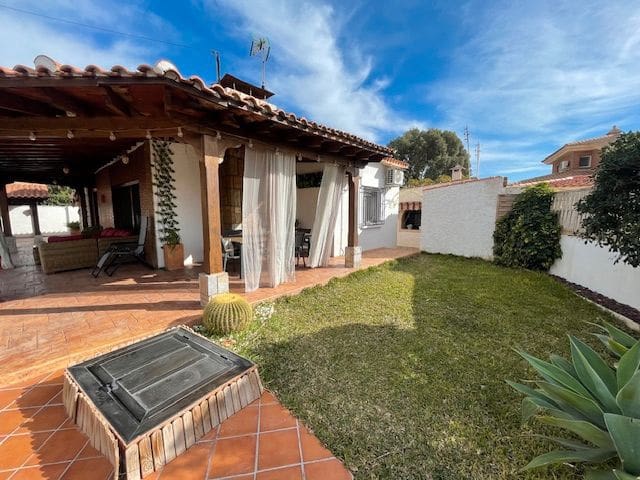 4 camera da letto Villa in vendita in San Vicente / Sant Vicent del Raspeig con piscina garage - 580.000 € (Rif: 9280651)