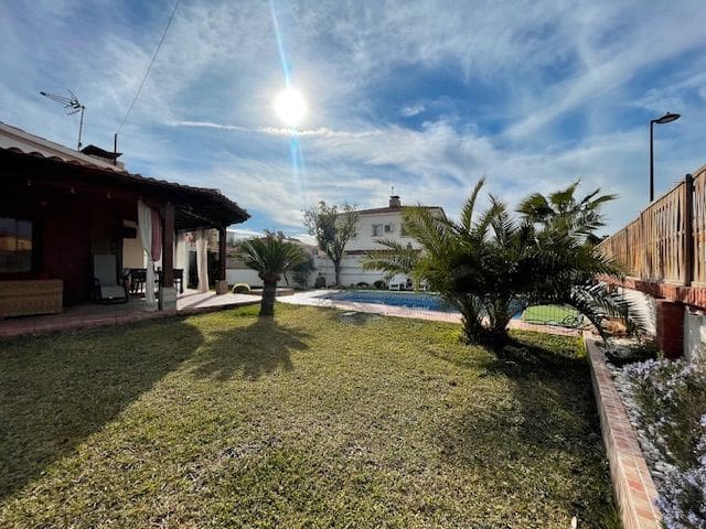 4 camera da letto Villa in vendita in San Vicente / Sant Vicent del Raspeig con piscina garage - 580.000 € (Rif: 9280651)