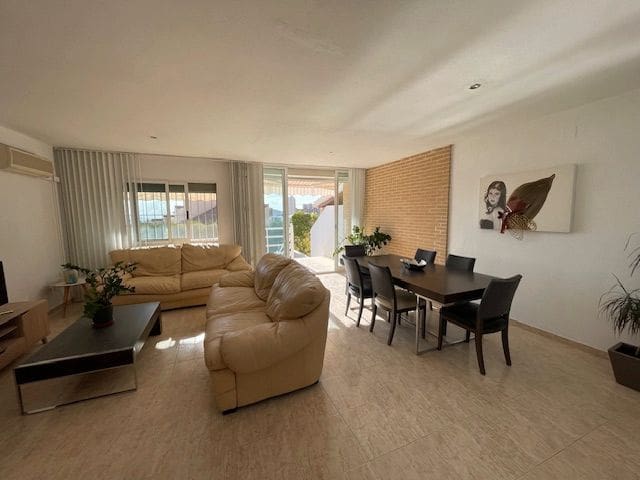 Casa de 3 habitaciones en Alicante / Alacant ciudad en alquiler con piscina garaje - 1.850 € (Ref: 9283572)