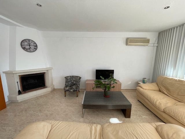 3 sypialnia Dom do wynajęcia w Cabo de las Huertas, Miasto Alicante / Alacant z basenem garażem - 1 850 € (Ref: 9283572)