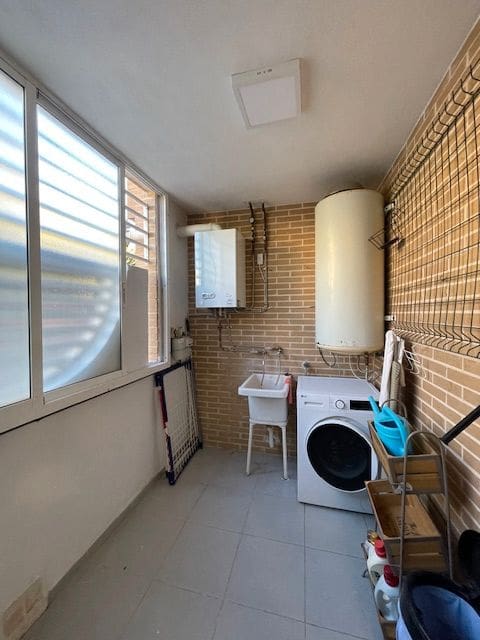 Casa de 3 habitaciones en Alicante / Alacant ciudad en alquiler con piscina garaje - 1.850 € (Ref: 9283572)