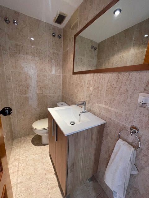 Casa de 3 habitaciones en Alicante / Alacant ciudad en alquiler con piscina garaje - 1.850 € (Ref: 9283572)