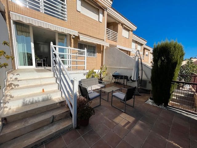 3 sypialnia Dom do wynajęcia w Cabo de las Huertas, Miasto Alicante / Alacant z basenem garażem - 1 850 € (Ref: 9283572)