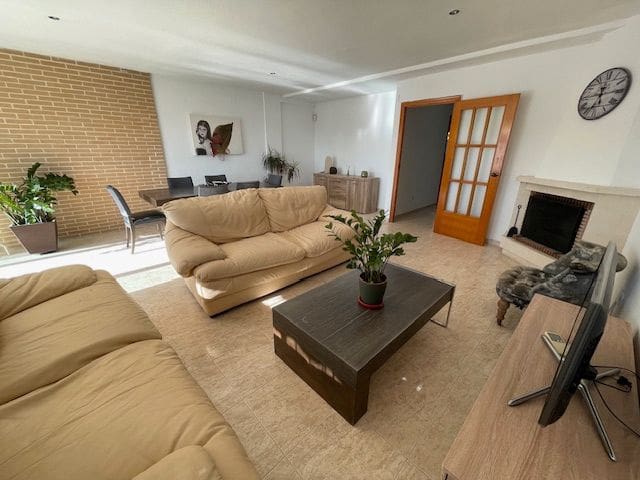 3 sypialnia Dom do wynajęcia w Cabo de las Huertas, Miasto Alicante / Alacant z basenem garażem - 1 850 € (Ref: 9283572)