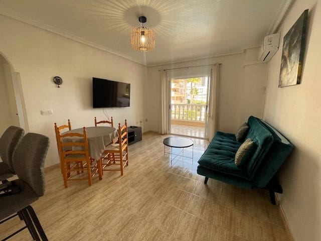 1 sovrum Lägenhet att hyra i Arenales del Sol, Elche / Elx med pool - 800 € (Ref: 9283968)