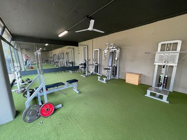 3 soverom Leilighet til leie i Alicante by med svømmebasseng garasje - € 2 100 (Ref: 9294090)