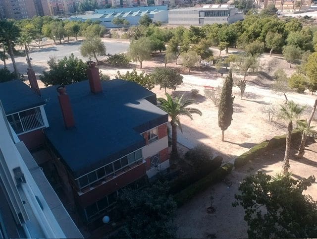 3 soveværelse Lejlighed til salg i Alicante by med swimmingpool garage - € 208.000 (Ref: 9294091)