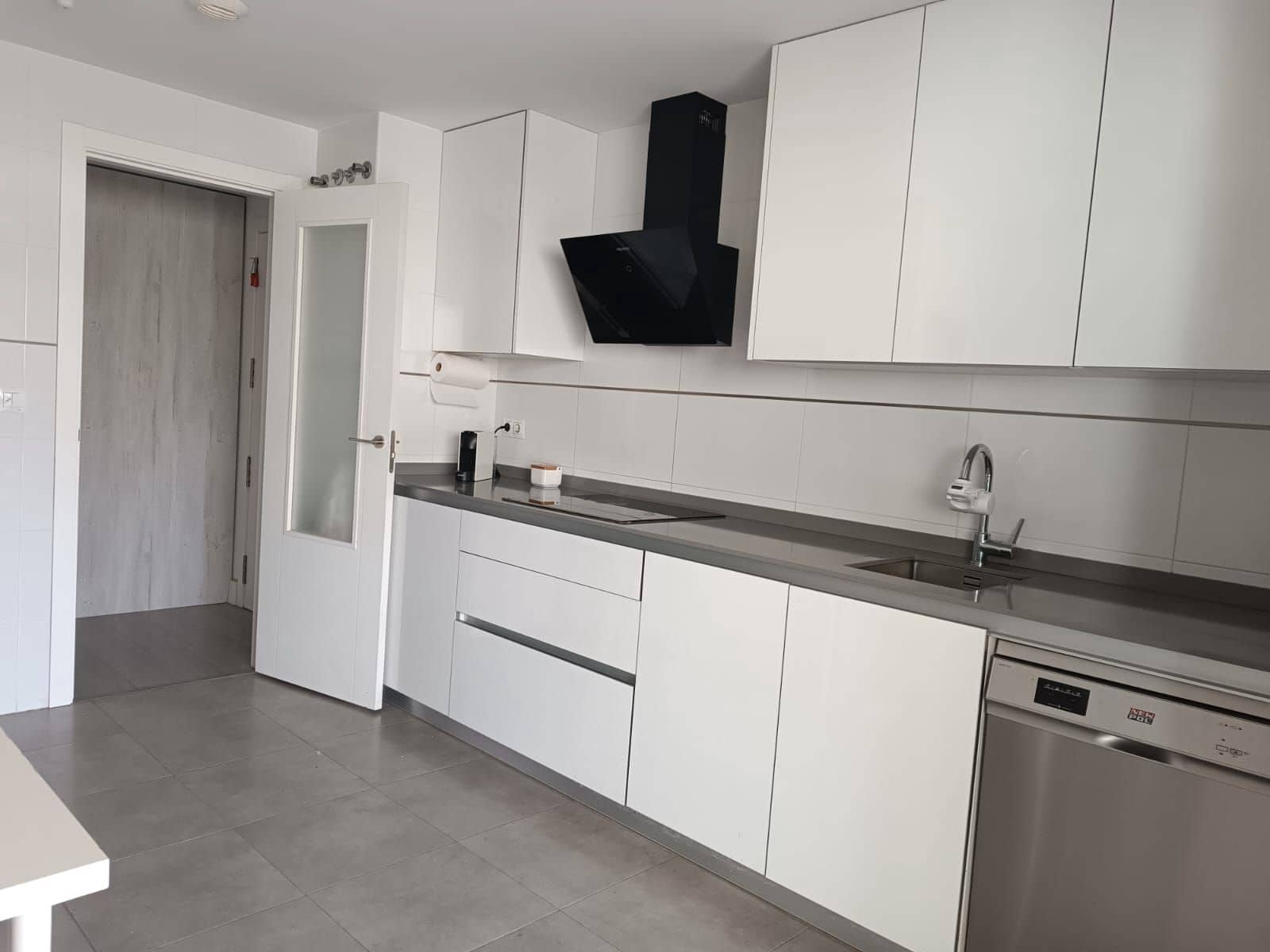 3 camera da letto Appartamento da affittare in Alicante citta con piscina garage - 1.850 € (Rif: 9296526)