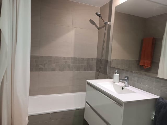 3 soverom Leilighet til leie i PAU, Alicante by med svømmebasseng garasje - € 1 850 (Ref: 9296526)