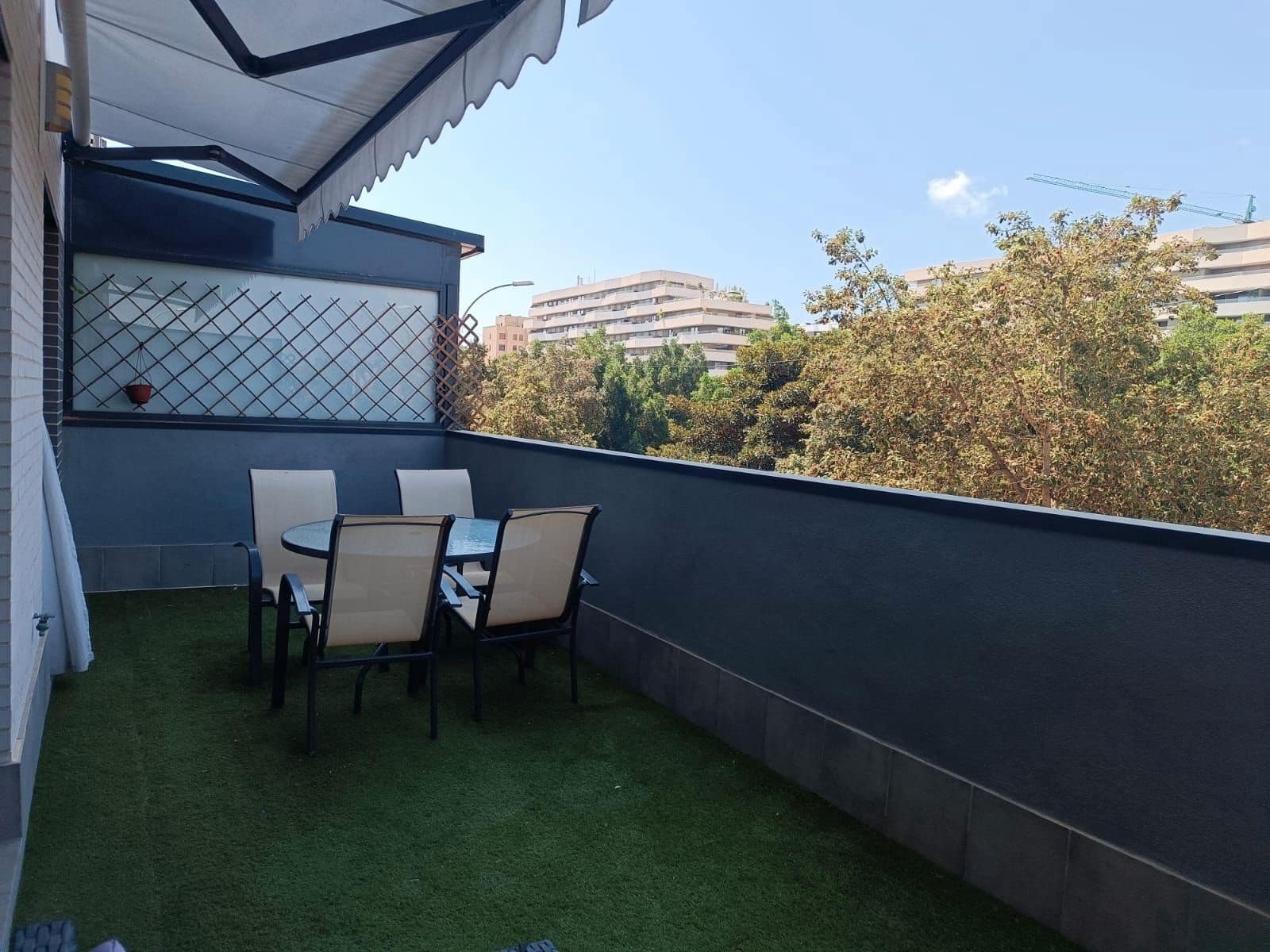 3 camera da letto Appartamento da affittare in Alicante citta con piscina garage - 1.850 € (Rif: 9296526)