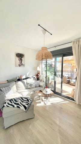 1 makuuhuone Kattohuoneisto vuokrattavana paikassa PAU, Alicante kaupunki mukana uima-altaan 
autotalli - 1 400 € (Ref: 9296527)