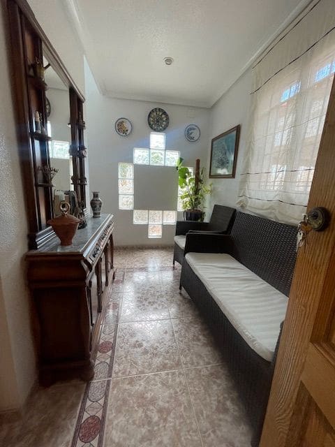 6 quarto Moradia para venda em Elche / Elx com piscina garagem - 519 000 € (Ref: 9302840)