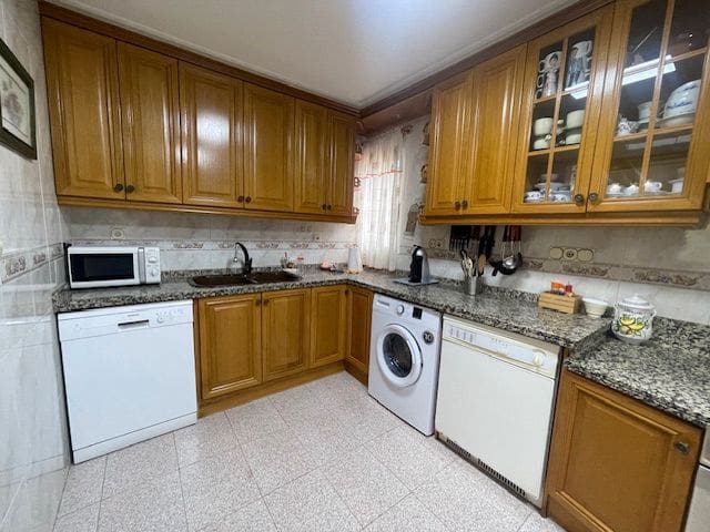 6 quarto Moradia para venda em Elche / Elx com piscina garagem - 519 000 € (Ref: 9302840)