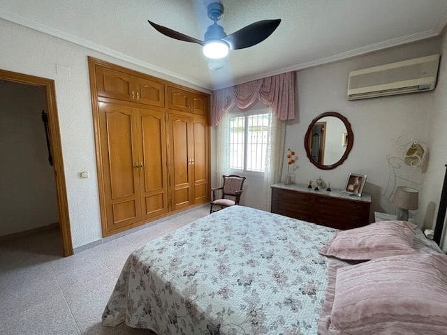 6 quarto Moradia para venda em Elche / Elx com piscina garagem - 519 000 € (Ref: 9302840)