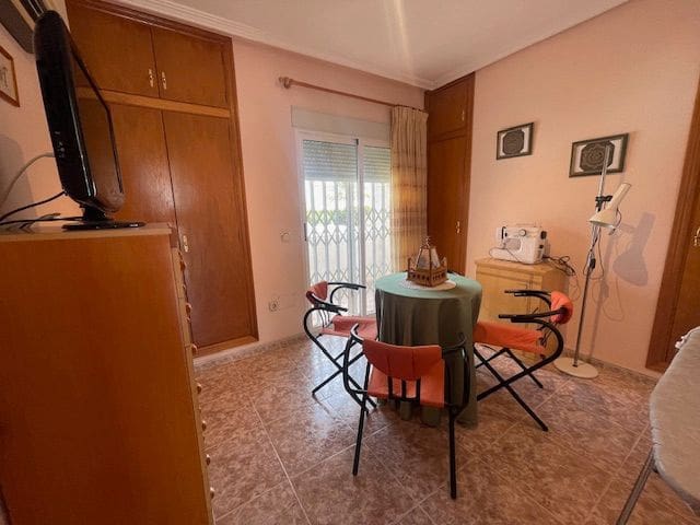 6 quarto Moradia para venda em Elche / Elx com piscina garagem - 519 000 € (Ref: 9302840)