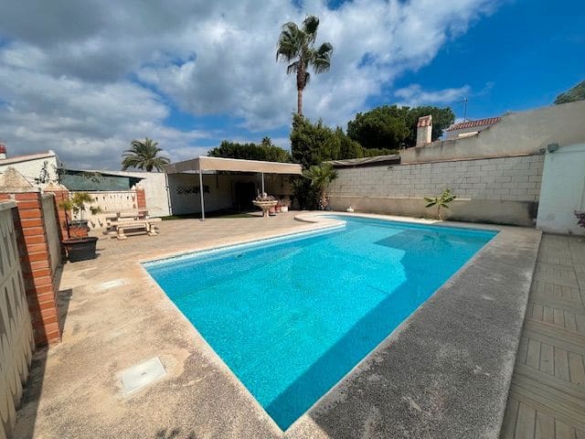 6 quarto Moradia para venda em Elche / Elx com piscina garagem - 519 000 € (Ref: 9302840)