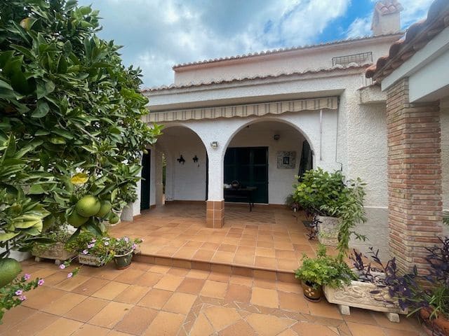 6 quarto Moradia para venda em Elche / Elx com piscina garagem - 519 000 € (Ref: 9302840)