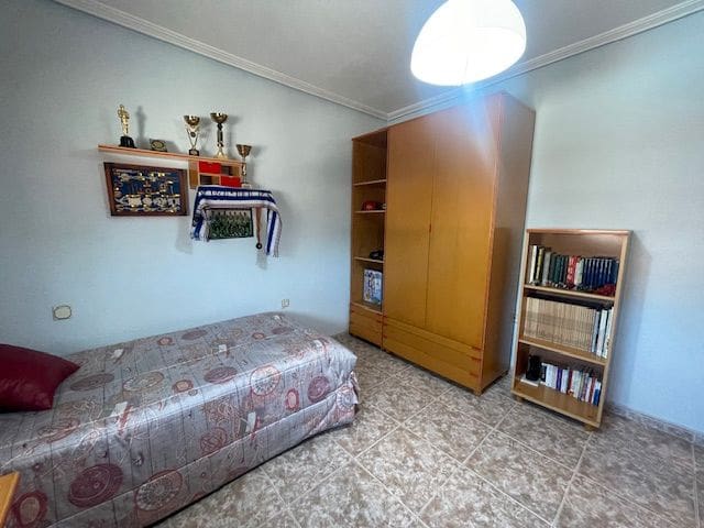 6 quarto Moradia para venda em Elche / Elx com piscina garagem - 519 000 € (Ref: 9302840)