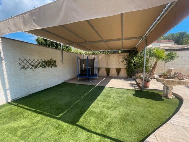 6 quarto Moradia para venda em Elche / Elx com piscina garagem - 519 000 € (Ref: 9302840)