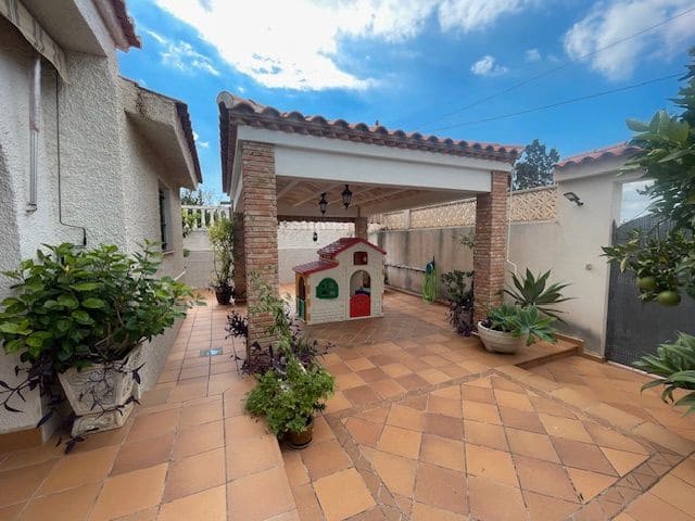 6 quarto Moradia para venda em Elche / Elx com piscina garagem - 519 000 € (Ref: 9302840)