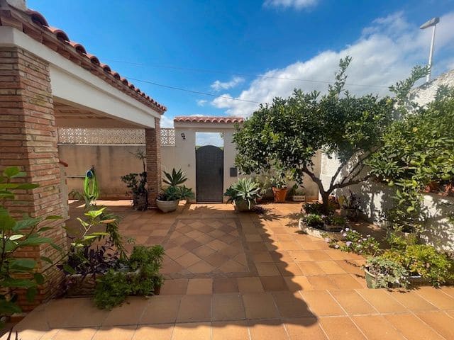 6 quarto Moradia para venda em Elche / Elx com piscina garagem - 519 000 € (Ref: 9302840)