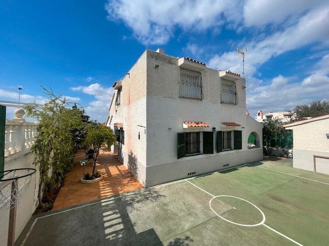 6 quarto Moradia para venda em Elche / Elx com piscina garagem - 519 000 € (Ref: 9302840)