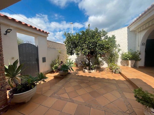 6 quarto Moradia para venda em Elche / Elx com piscina garagem - 519 000 € (Ref: 9302840)