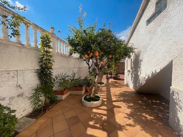 6 quarto Moradia para venda em Elche / Elx com piscina garagem - 519 000 € (Ref: 9302840)