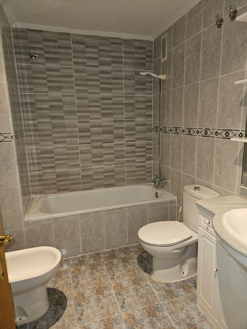 3 soveværelse Lejlighed til salg i Alicante by med garage - € 329.900 (Ref: 9316010)