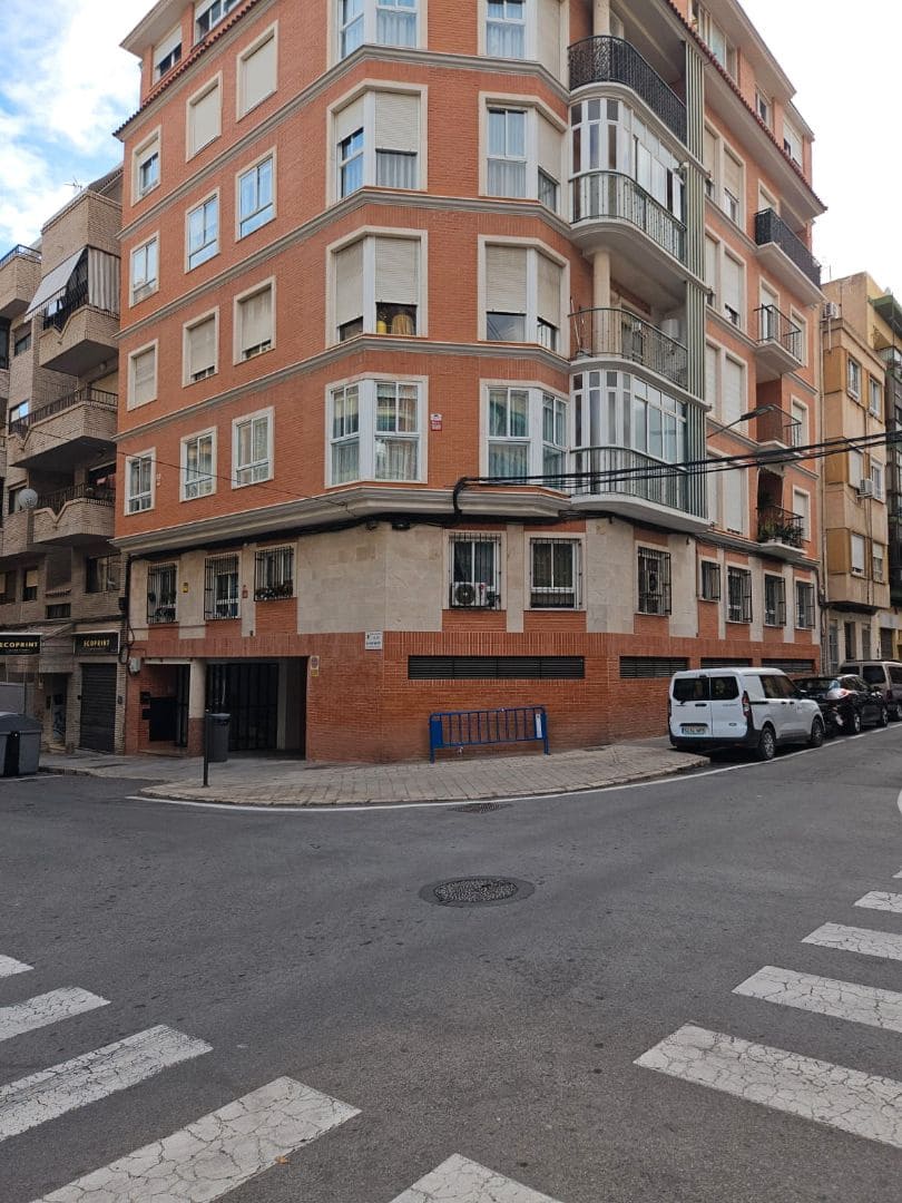 3 soveværelse Lejlighed til salg i Alicante by med garage - € 329.900 (Ref: 9316010)